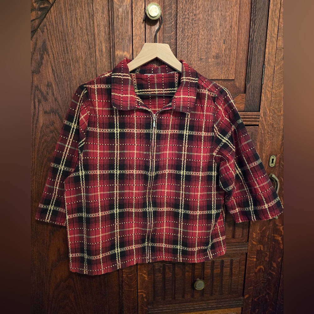 Red plaid 3/4 sleeve jacket